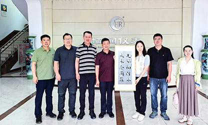 上海理工大學校友處、光電學院一行拜訪杰出校友林善平